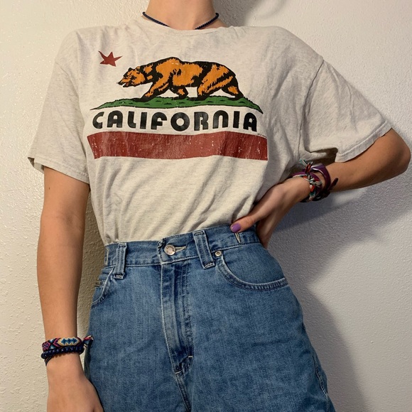 ❌SOLD❌ Vintage California Republic Flag T-Shirt - Picture 2 of 3